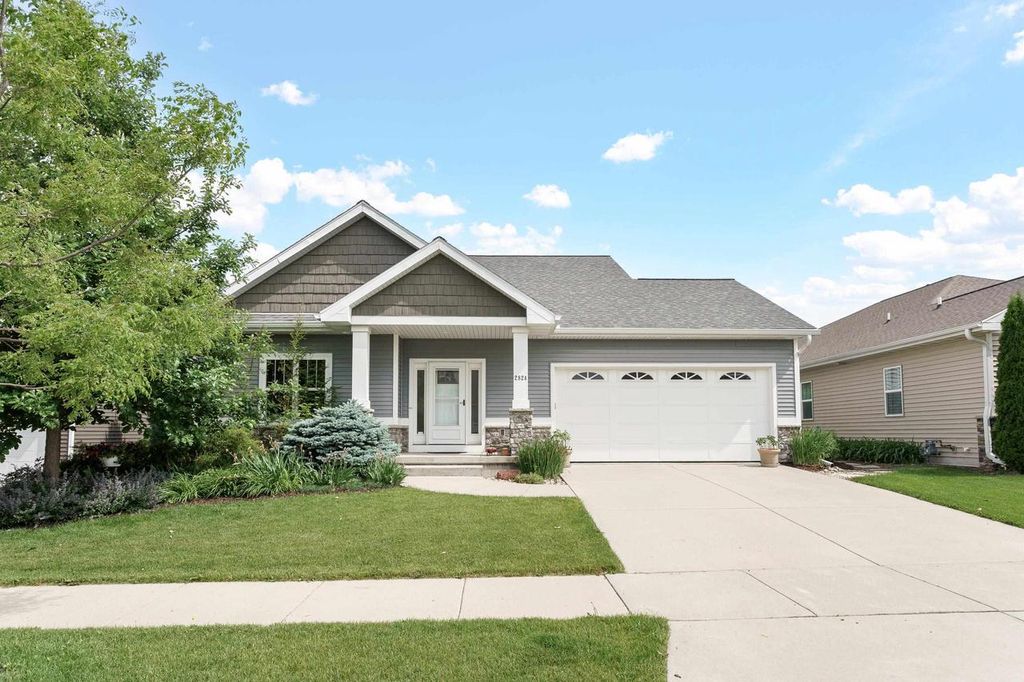 2824 Hazelnut Trail, Sun Prairie, WI 53590