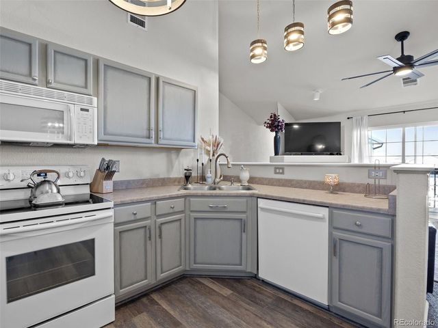 3260 E 103rd Pl 908, Thornton, CO 80229