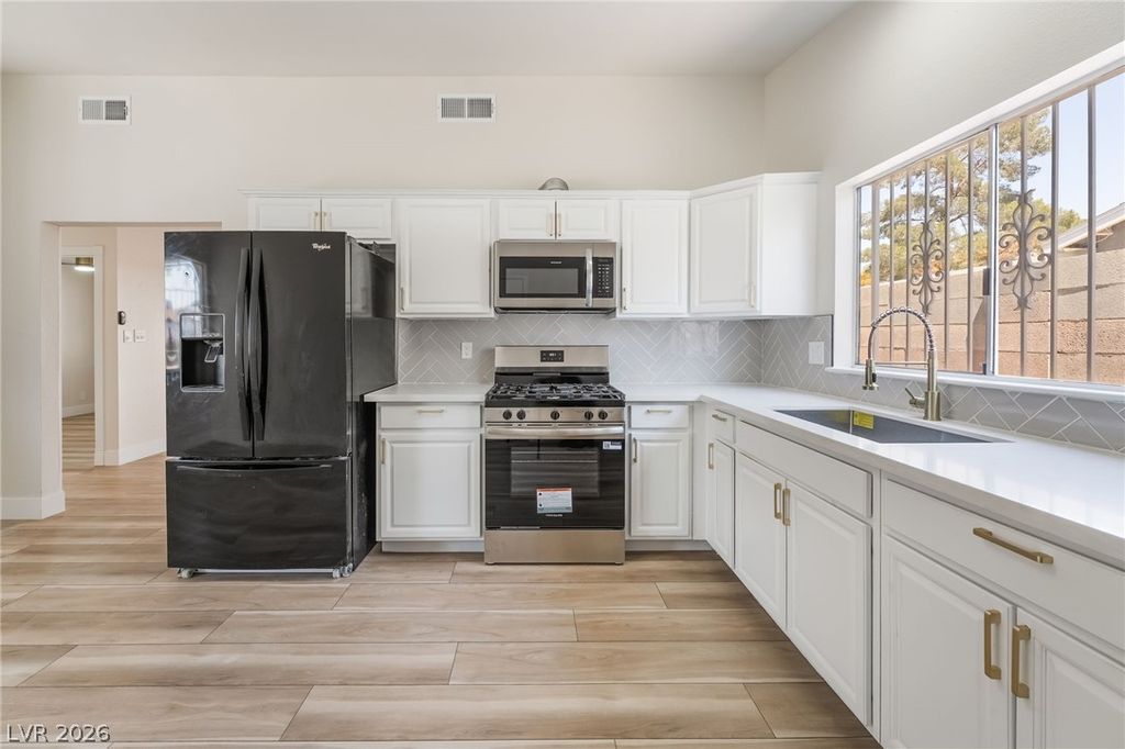 3926 Arizona Avenue, Las Vegas, NV 89104 — photo 3