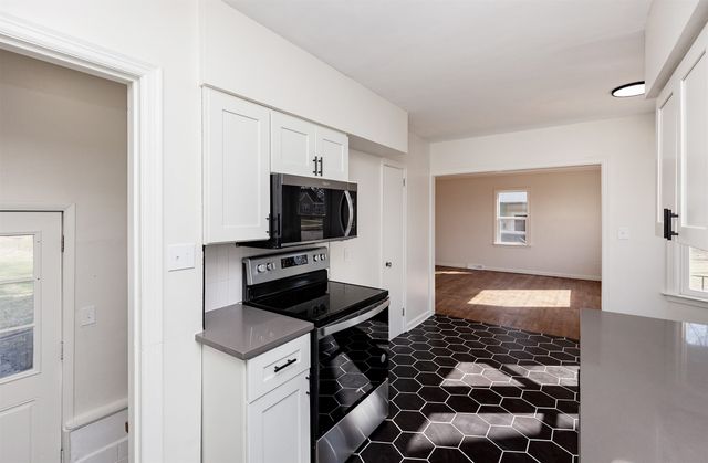 1439 57th Street, Des Moines, IA 50311