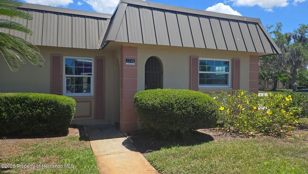 4249 Stratford Drive, New Port Richey, FL 34652