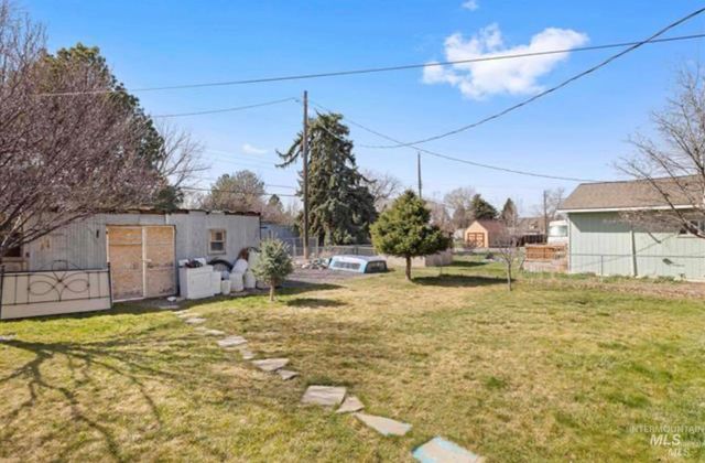 325 W Ave E, Jerome, ID 83338