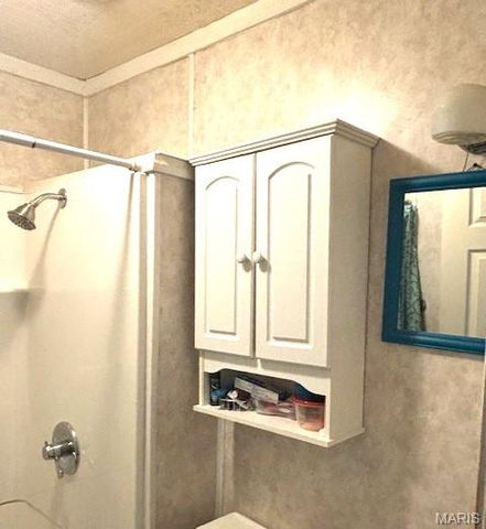 612 E Main Street, Greenville, IL 62246