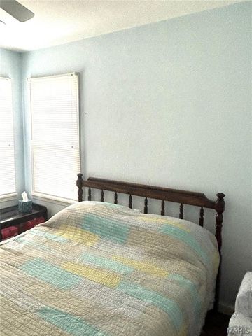 612 E Main Street, Greenville, IL 62246