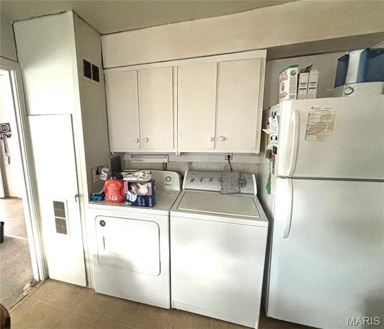 612 E Main Street, Greenville, IL 62246