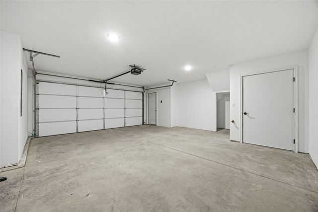 8705 Lewis Drive SW C, Cedar Rapids, IA 52404