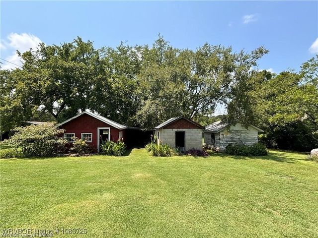 5525 Slaytonville Road, Hackett, AR 72937