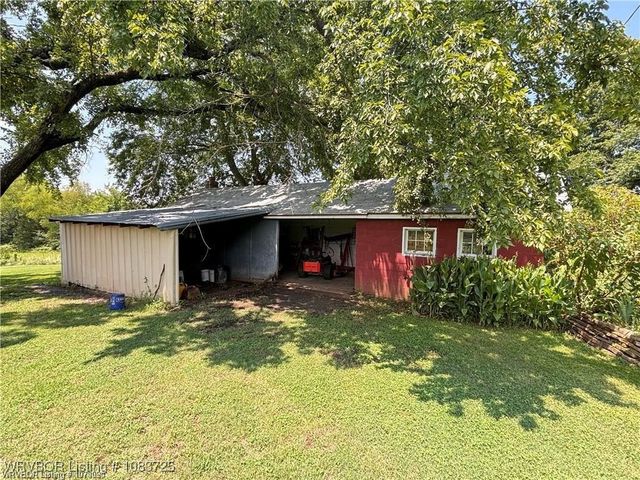 5525 Slaytonville Road, Hackett, AR 72937