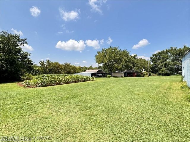 5525 Slaytonville Road, Hackett, AR 72937