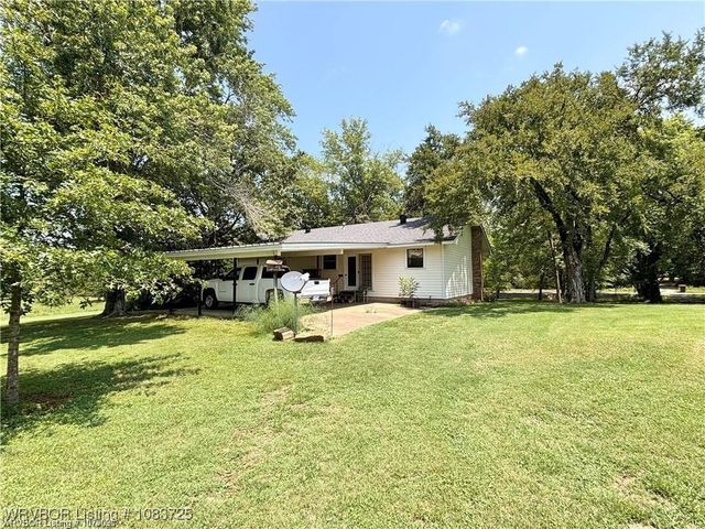 5525 Slaytonville Road, Hackett, AR 72937