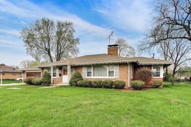 8012 Davis Street, Niles, IL 60714