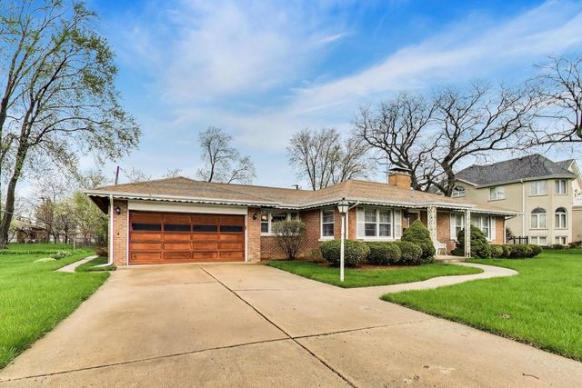 8012 Davis Street, Niles, IL 60714