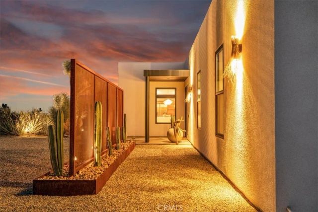 58275 Buena Vista Drive, Yucca Valley, CA 92284