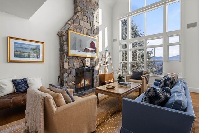 17 Hunger Lane, Stowe, VT 05672