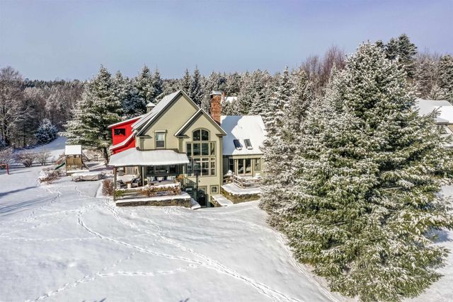 17 Hunger Lane, Stowe, VT 05672