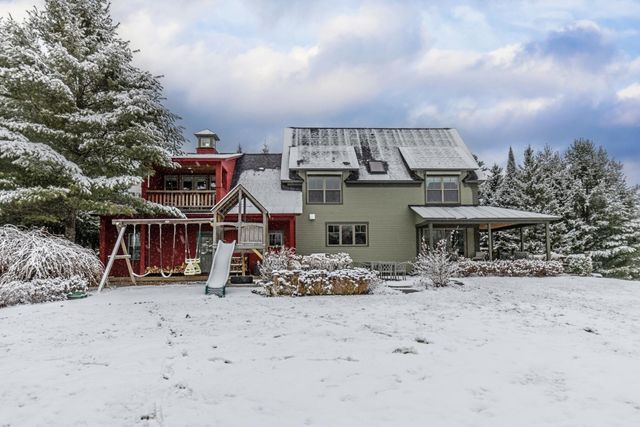 17 Hunger Lane, Stowe, VT 05672