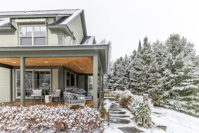 17 Hunger Lane, Stowe, VT 05672
