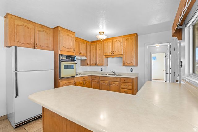 5170 S CHARLOTTE AVE, Kearns, UT 84118