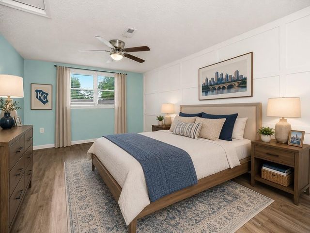 8109 N Summit Road, Kansas City, MO 64118