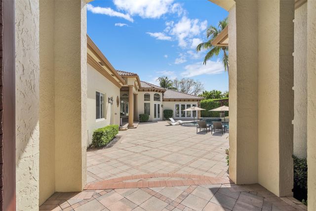 6320 NW 120th Dr, Coral Springs, FL 33076