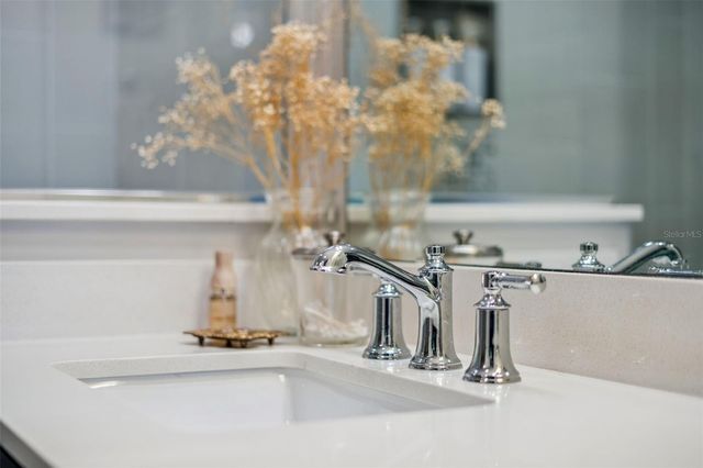 16300 COUNTY ROAD 455 503, Montverde, FL 34756