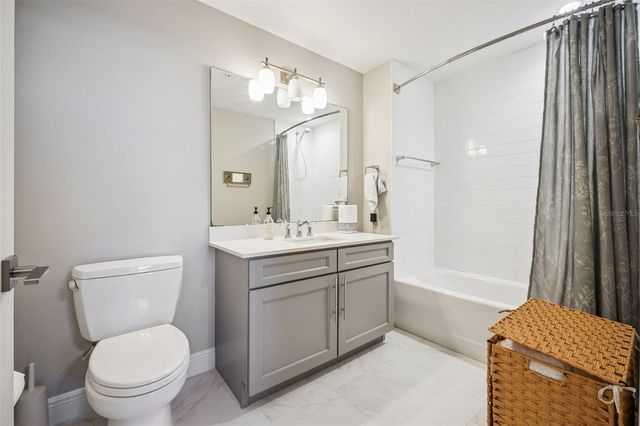 16300 COUNTY ROAD 455 503, Montverde, FL 34756