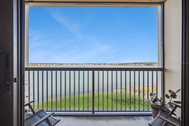 16300 COUNTY ROAD 455 503, Montverde, FL 34756