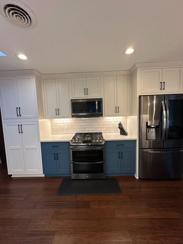 529 W Park Lane, Albert Lea, MN 56007