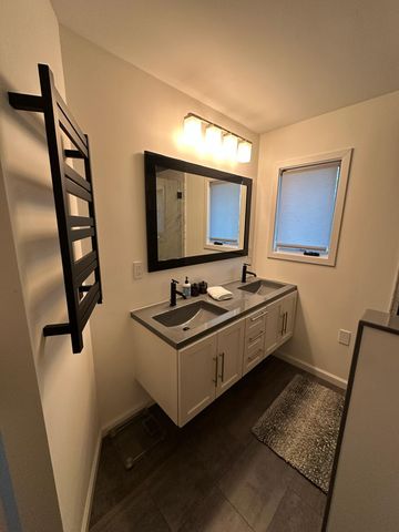 529 W Park Lane, Albert Lea, MN 56007