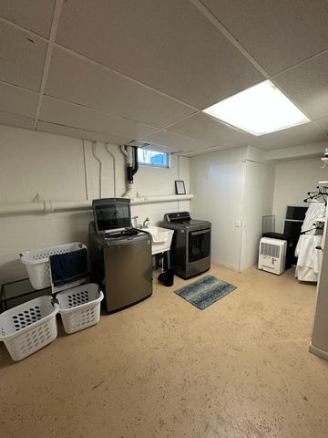 529 W Park Lane, Albert Lea, MN 56007