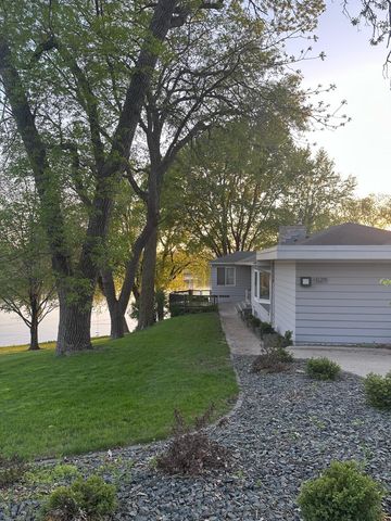 529 W Park Lane, Albert Lea, MN 56007