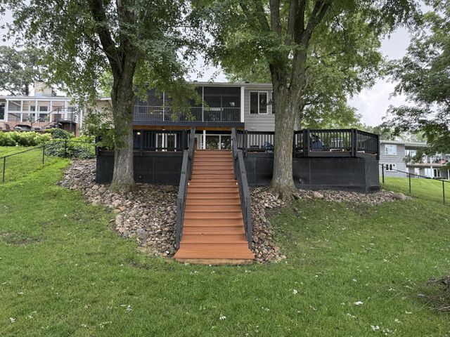 529 W Park Lane, Albert Lea, MN 56007