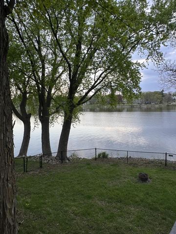 529 W Park Lane, Albert Lea, MN 56007