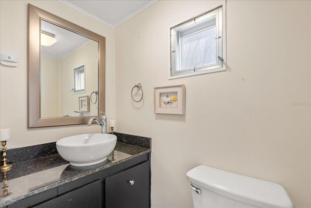 11504 HICKORY LANE, Tavares, FL 32778