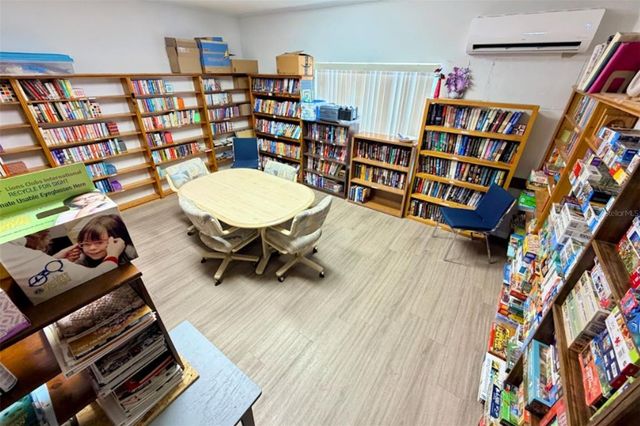 11504 HICKORY LANE, Tavares, FL 32778