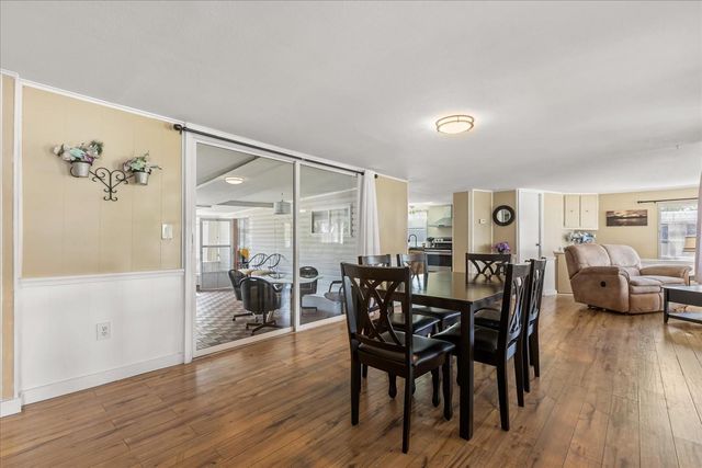 11504 HICKORY LANE, Tavares, FL 32778