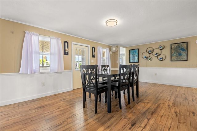 11504 HICKORY LANE, Tavares, FL 32778