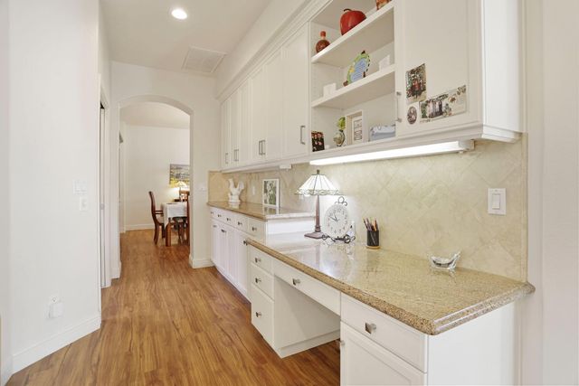 4582 Pine Valley Cir, Stockton, CA 95219