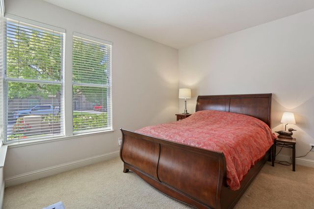 4582 Pine Valley Cir, Stockton, CA 95219