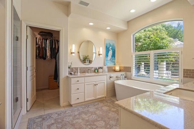 4582 Pine Valley Cir, Stockton, CA 95219