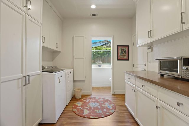 4582 Pine Valley Cir, Stockton, CA 95219