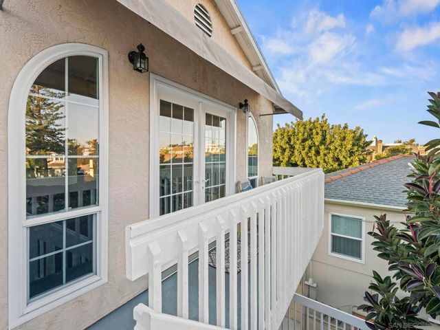 406 408 & 408B E Ave, Coronado, CA 92118