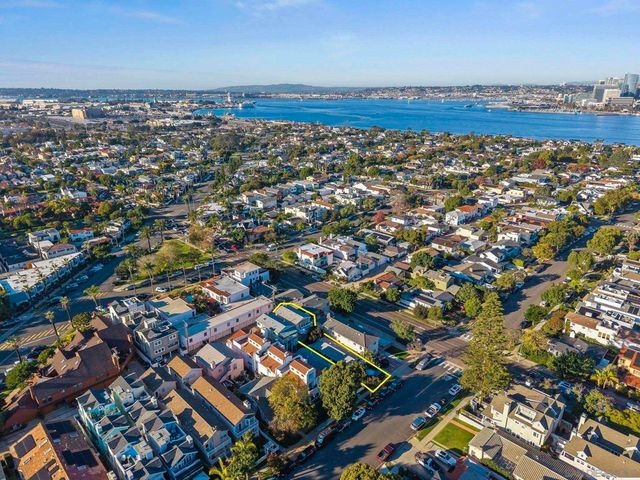 406 408 & 408B E Ave, Coronado, CA 92118