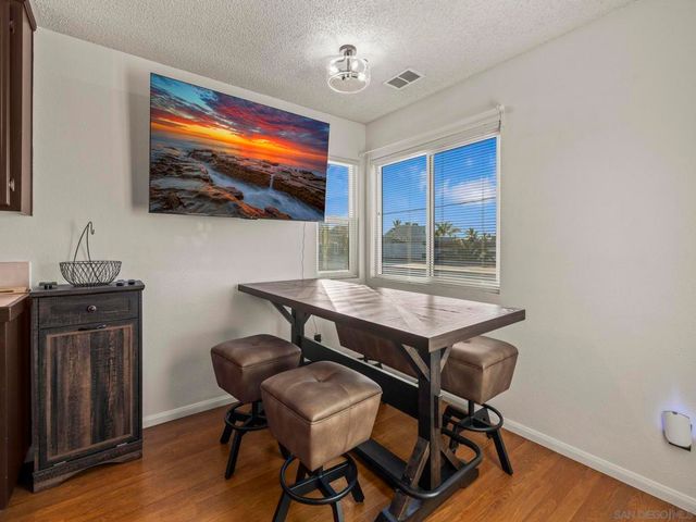 406 408 & 408B E Ave, Coronado, CA 92118