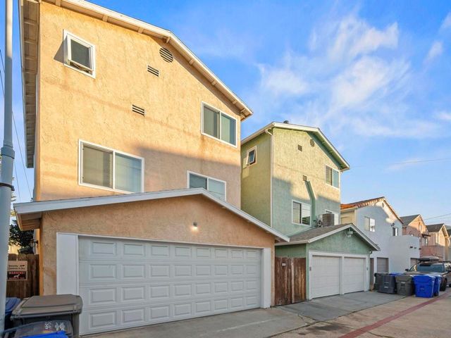 406 408 & 408B E Ave, Coronado, CA 92118
