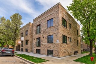 723 W 34th Street 2E, Chicago, IL 60609