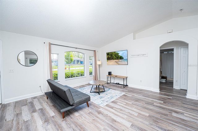 5 ZAMMER COURT, Palm Coast, FL 32164