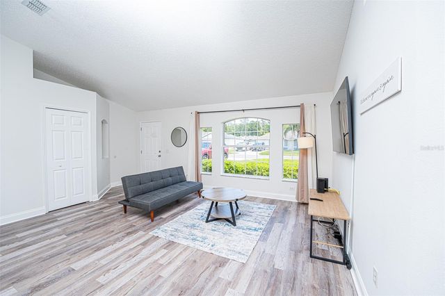 5 ZAMMER COURT, Palm Coast, FL 32164