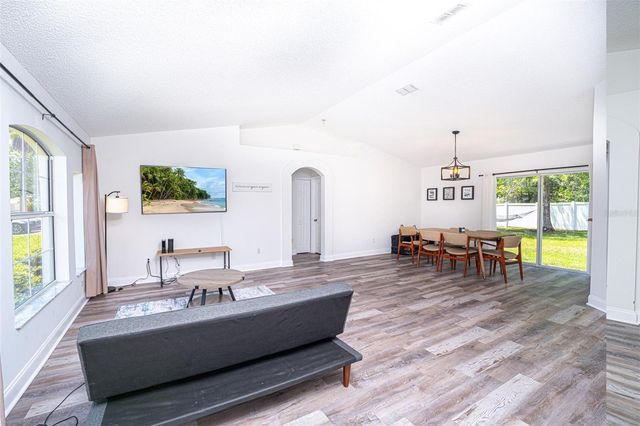 5 ZAMMER COURT, Palm Coast, FL 32164