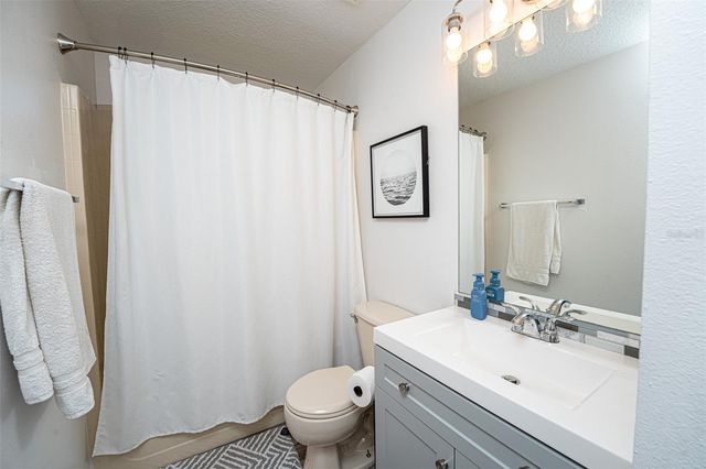 5 ZAMMER COURT, Palm Coast, FL 32164